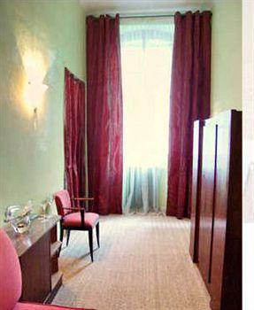 Hotel Hotel Saint Trophime Arles