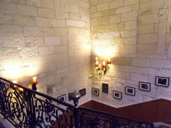 Hotel Saint Trophime 2* Arles